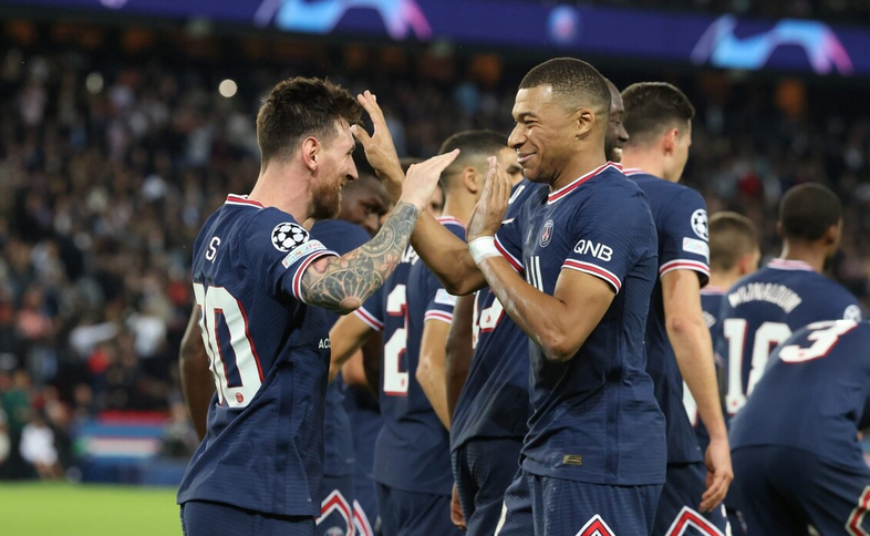 KU体育电竞-阿扎伦卡在篮网比赛中惊艳表现尼斯围绕葡超回应争议，冲刺阶段莱比锡调整名单以备欧联瞬间刷屏的简单介绍